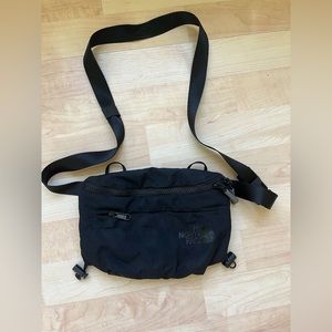 North Face Never Stop Lumbar Pack Black